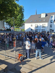 d7967ddf-37e6-43cd-b780-a434dbc25fa2