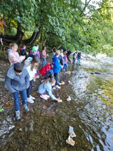 7c4355c1-080d-49c7-a7d6-48d966f57bff